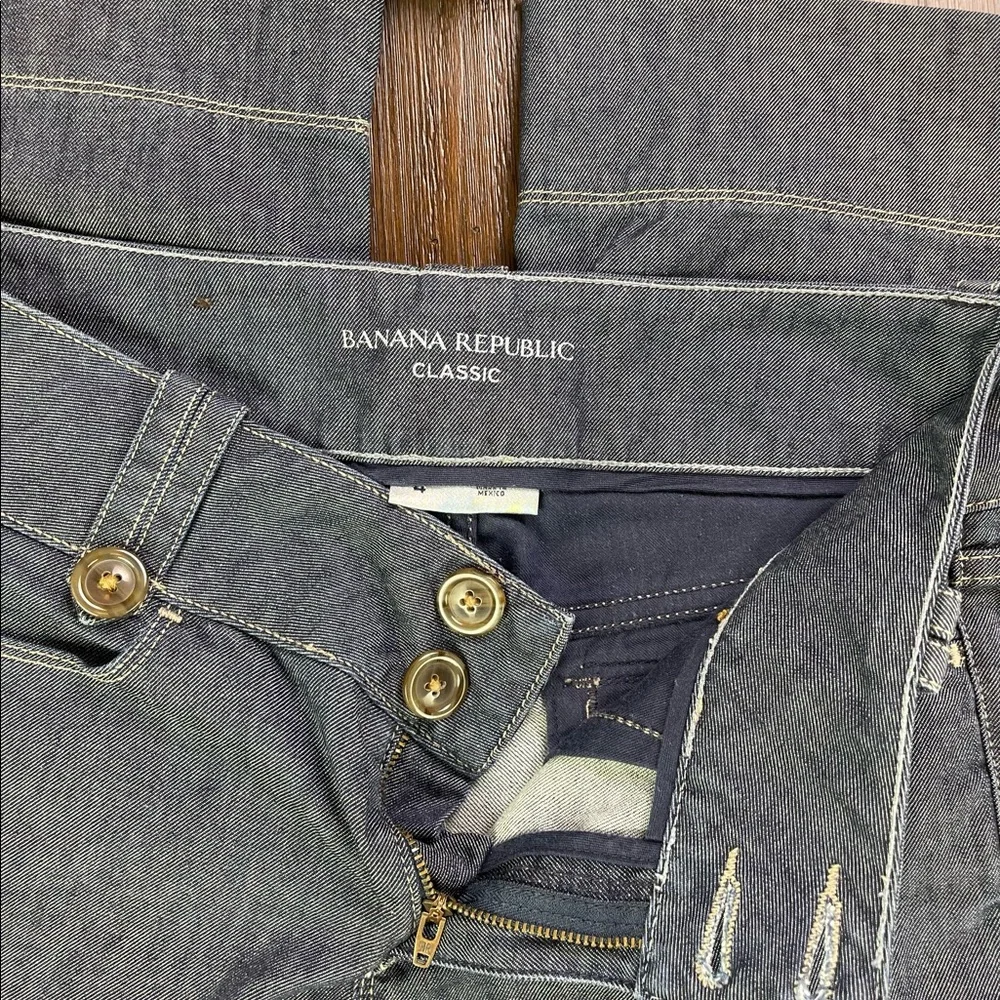 Banana Republic Classic Denim Capris - Picture 5 of 12
